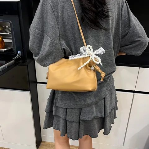 Women Pleated PU Leather Shoulder Bag With Artificial Pearl Lace Bow Decoration Sweet Korean Style Bucket Bag Commuting Handbag