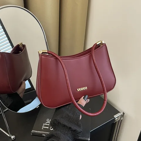 Bolso de Axila de Cuero PU Vintage para Mujer Bolso de Hombro Minimalista Con Placa de Metal Dorado Color Sólido Casual