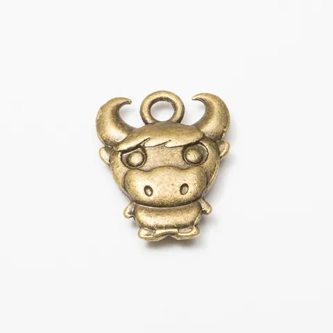 Vintage Zinc Alloy Cartoon Bull Cow Head Charms For DIY Jewelry Making Antique Bronze Silver Metal Animal Pendants