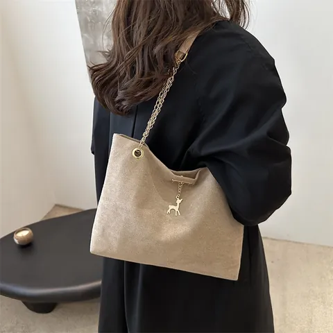 Vintage Wildlederimitat Tote Bag Für Damen Mit Goldener Kette Und Hirsch Anhänger Elegante Schultertasche Achseltasche