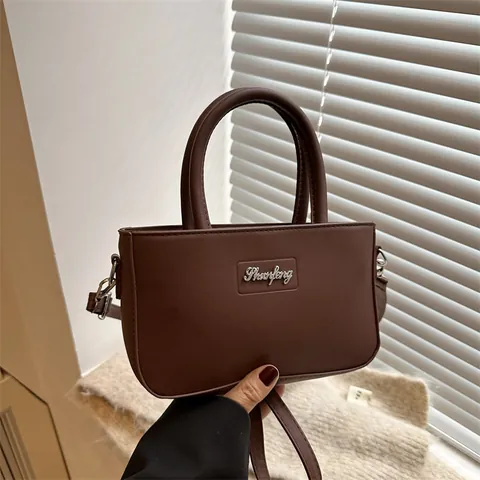 Borsa a Tracolla da Donna in Pelle PU Minimalista Piccola Borsa a Mano Quadrata Con Logo in Metallo Tracolla Regolabile