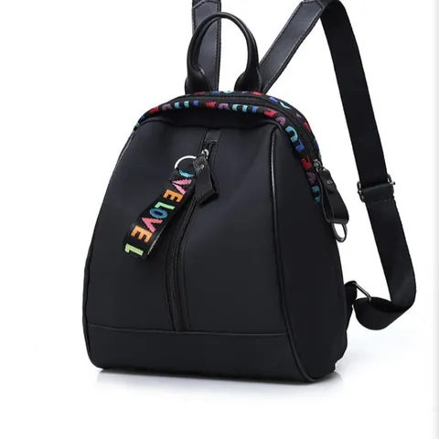 Dames Casual Nylon Oxford Rugzak Mode Waterdichte Schooltas Met Gekleurde Love Letter Band Kleine Reisdagrugzak