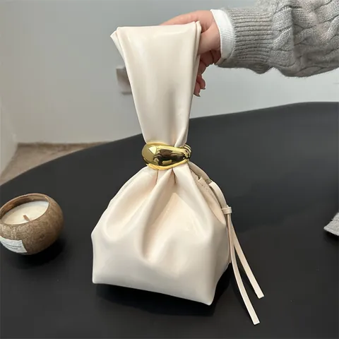 Vintage Pleated PU Leather Bucket Handbag For Women Minimalist Small Niche Design Handbag With Gold Metal Ball Decoration