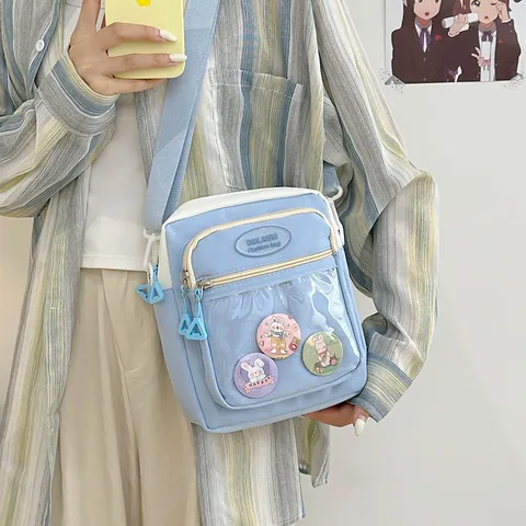 Süße Nylon Ita Bag Für Damen Koreanischer Stil Transparente PVC Fenster Umhängetasche Mit Cartoon Hasen Abzeichen Schultertasche