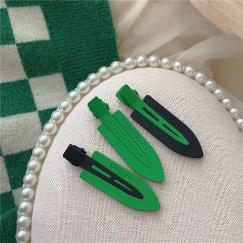 Mode Gelakt Metaal Naadloze Haarclip Voor Vrouwen Groen Zwart Geometrisch Eendebek Make-up Haarstyling Accessoire