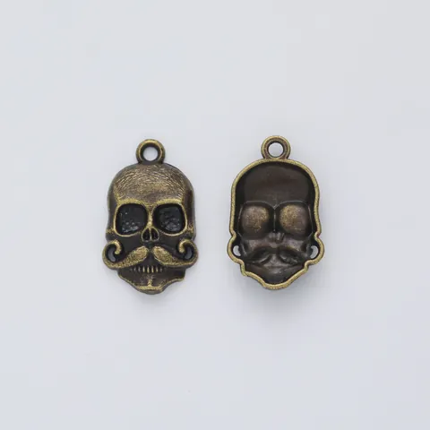 Vintage Zinc Alloy Moustache Skull Pendant For DIY Jewelry Making Antique Bronze Silver Skull Charms Halloween Accessories