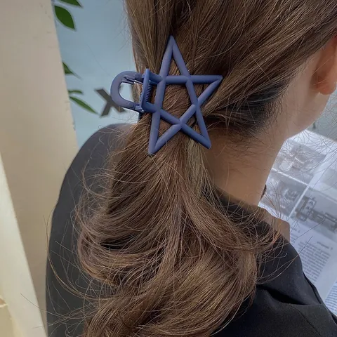 Matte Star Hair Claw Clip For Women Hollow Pentagram Shark Clip Korean Style Sweet Hair Accessories Daily Hair Styling Grip