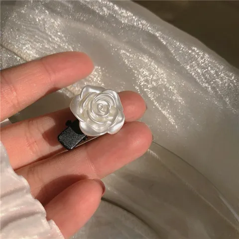 Fermaglio Per Capelli A Forma Di Rosa Bianca Camelia Per Donna Mini Clip A Becco D'Anatra In Resina Perla Artificialta Elegante Accessorio