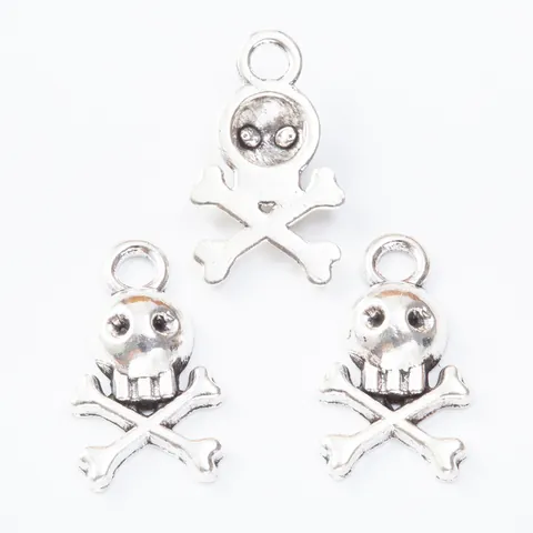 Vintage Zinc Alloy Skull Crossbones Pendants Charms For DIY Necklace Bracelet Making Halloween Jewelry Findings Accessory