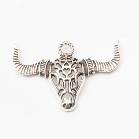 Vintage Zinc Alloy Hollow Bull Head Skull Pendant Charms For DIY Necklace Keychain Making Retro Antique Silver Bronze Jewelry Findings