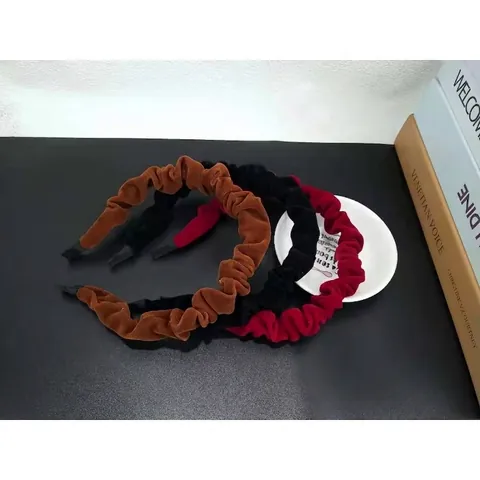 Women Velvet Wide Brim Headband Pleated Vintage Korean Style Solid Color Hair Hoop Fashion Elegant Hair Accessories For Daily Use