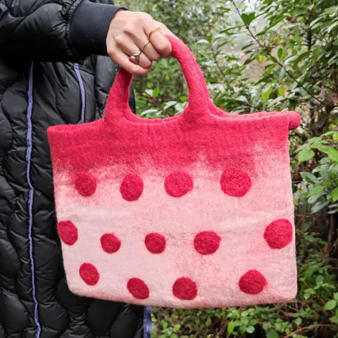 Wool Felt Laptop Handbag Cute Mori Style Gradient Polka Dot Tote Bag Handmade Commuter Plush Handbag For Women Laptop Case