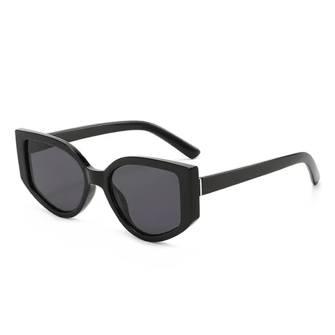 Women Retro Cat Eye Sunglasses Thick Geometric Frame UV400 Protection Fashion Square Shades Outdoor Beach Vacation Eyewear