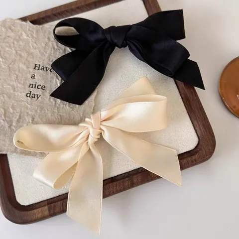 Fermaglio per Capelli con Fiocco in Raso Fatto a Mano Elegante Becco d'Anatra per Donna Ragazza Dolce Stile Coreano Accessori