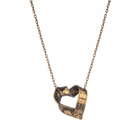 Vintage Alloy Heart Ruler Pendant Necklace Creative Tape Measure Design Antique Gold Silver Retro Fashion Jewelry For Women Gift