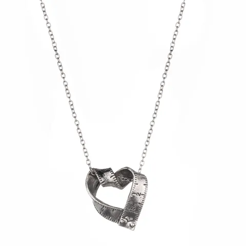 Vintage Alloy Heart Ruler Pendant Necklace Creative Tape Measure Design Antique Gold Silver Retro Fashion Jewelry For Women Gift
