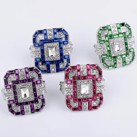 Women Vintage Art Deco Alloy Zirconia Ring Luxury Large Rectangular Crystal Cocktail Ring Silver Plated Rhinestone Banquet Jewelry