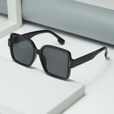 Gafas de Sol Cuadradas de Gran Tamaño Mujer UV400 Moda Retro Decoración Remaches Material PC Gafas para Viaje Fiesta
