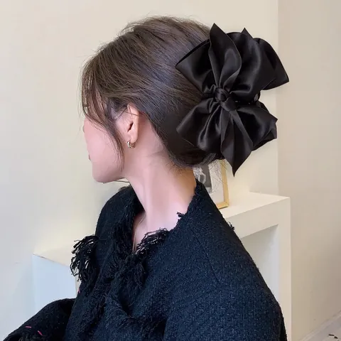 Large Satin Bowknot Hair Claw Clip French Elegant Oversized Bow Hair Clip For Women Stylish Retro Hair Accessories
