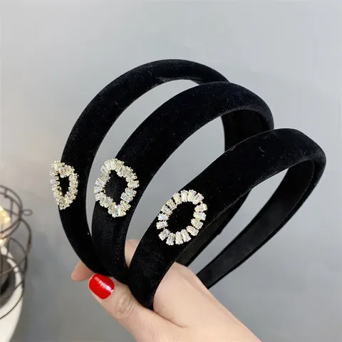 Women Vintage Black Velvet Padded Headband With Rhinestone Heart Geometric Decoration Elegant Hair Hoop Hair Accessories