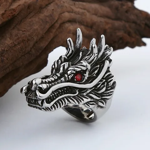 Vintage Antique Silver Alloy Dragon Head Ring For Men Punk Gothic Style Intricate Carved Animal Finger Ring Jewelry With Red Stone Eyes