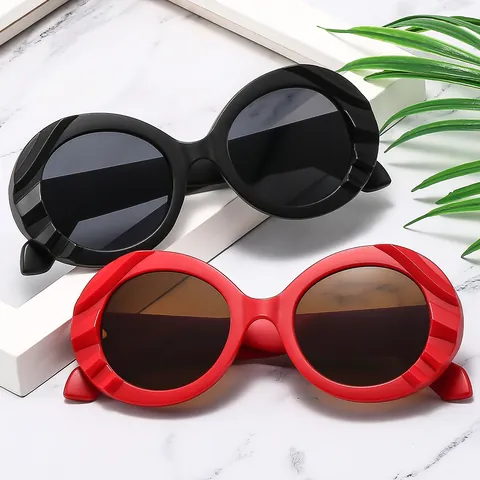 Damen Modern Leoparden Große Ovale Sonnenbrille Retro Wellenstruktur PC UV400 Schutz Modische Brille Für Reisen Party