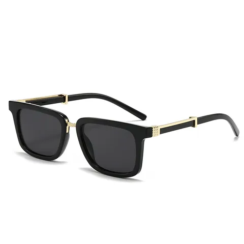 Women's Fashion Square Sunglasses UV400 Protection PC Frame With Metal Decoration Retro Gradient Lens Sunshades Eyewear