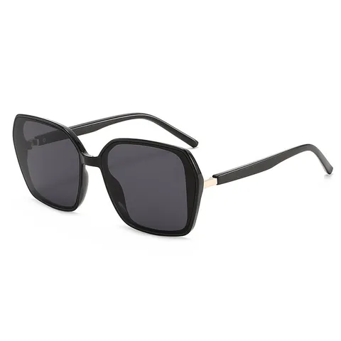Women Vintage Large Square Sunglasses UV400 Protection Gradient Lens Fashion Oversized Eyewear For Outdoor Travel Party
