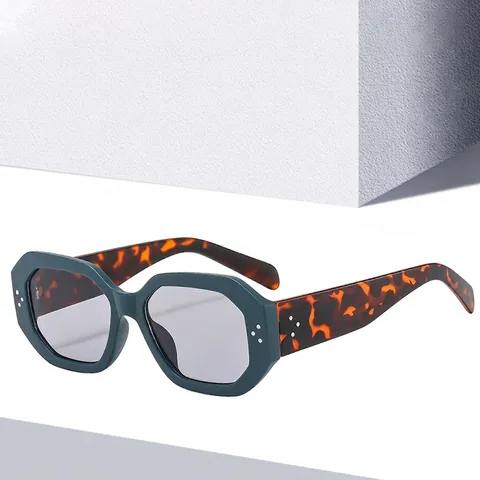 Vintage Oversized Hexagonal Sunglasses For Women Retro Geometric Rivet UV400 PC Frame Fashion Square Sun Glasses