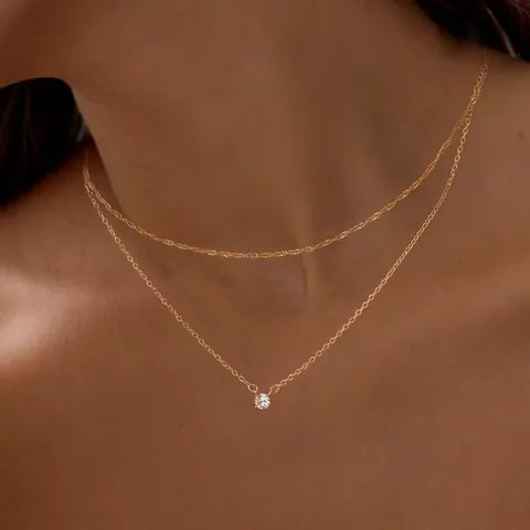 Collier Double Couche en Laiton Plaqué Or Pendentif en Alliage Zircone Bijoux Minimalistes Élégants pour Femmes Travail Rencontre