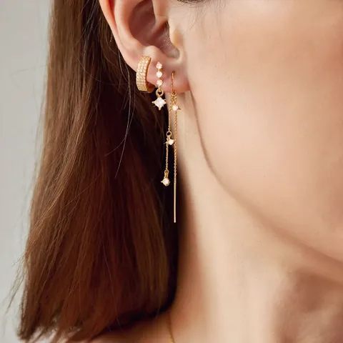 Orecchini in Ottone Placcato Oro 14K con Zircone Stella a Quattro Punte Nappina Set per Donna Gioielli di Moda Ear Cuff Orecchini a Bottone