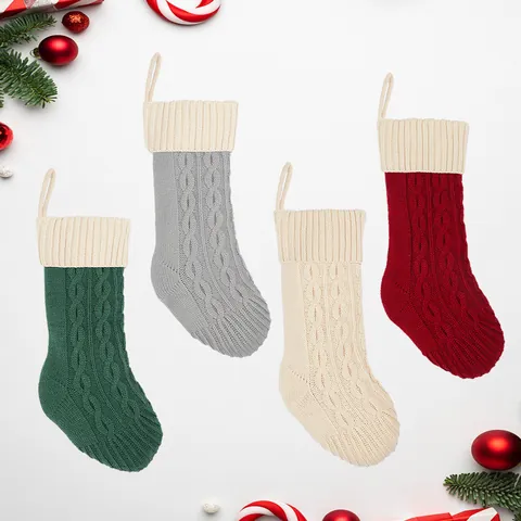Calze di Natale Festive Con Lavorazione a Trecce Polsino a Costine e Cappio Per Decorazioni Natalizie Camino Sacchetto Regalo