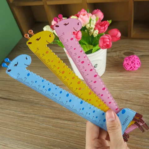Creative Cartoon Giraffe Shape Plastic Ruler 15cm Straight Measuring Ruler With Wave Edge For Students Kids School Stationery