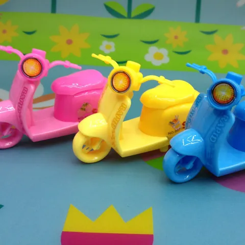 Cartoon Motorcycle Shaped Manual Pencil Sharpener For Kids School Student Prize Mini Scooter Pencil Machine Toy Stationery