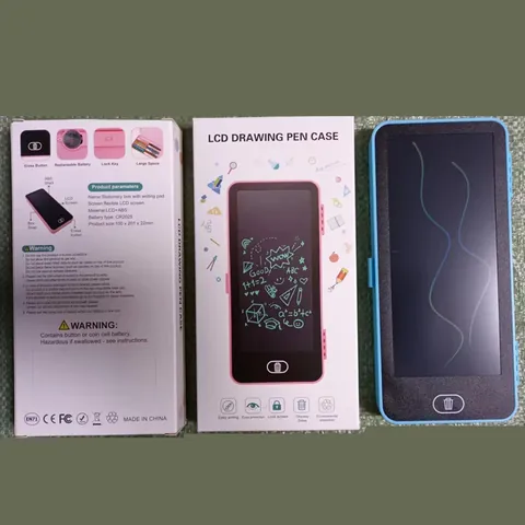 Trousse à Crayons Multifonctionnelle avec Tablette d'Écriture LCD Boîte de Papeterie Scolaire Portable avec Fonction d'Effacement pour Enfants Étudiants Cadeau
