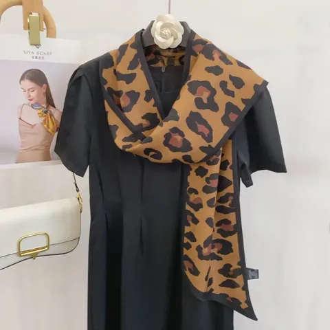 Foulard Vintage in Raso Simil Seta per Donna Stampa Leopardata Floreale Pied de Poule Elegante Sciarpa da Collo Moda Fascia per Capelli