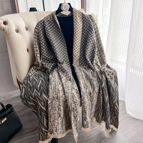 Sciarpa da Donna in Simil-Cashmere a Motivo Geometrico a Rombi Grande Scialle Jacquard Con Frange Corte Sciarpa Invernale