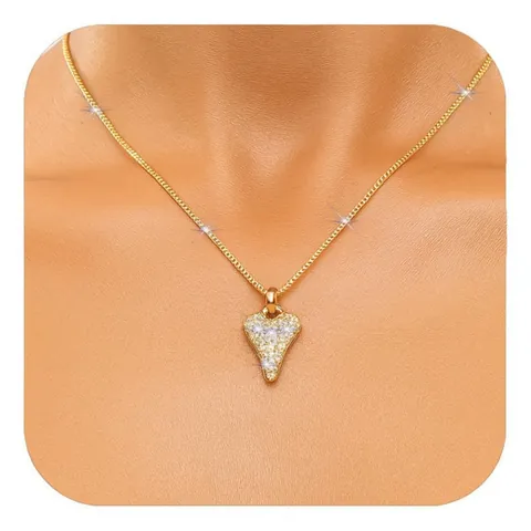 14k Gold Plated Brass Heart Flower Pendant Necklace For Women Minimalist Zirconia Inlaid Jewelry For Vacation Party