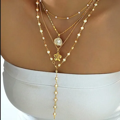 Ensemble de Colliers Multicouches en Laiton Plaqué Or 14K pour Femmes avec Perles d'Imitation Pendentif Fleur et Coquillage Bijoux Élégants