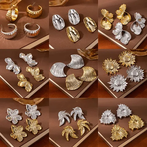 Orecchini a Bottone Minimalisti a Forma di Fiore Per Donna In Lega di Plastica Placcati in Oro e Argento Orecchini Geometrici a Stella