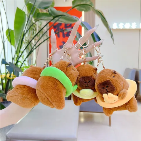 Simpatico Portachiavi Capibara in Peluche Con Salvagente Bambola Animale Ciondolo Borsa Fibbia in Metallo Dorato Giocattolo Peluche