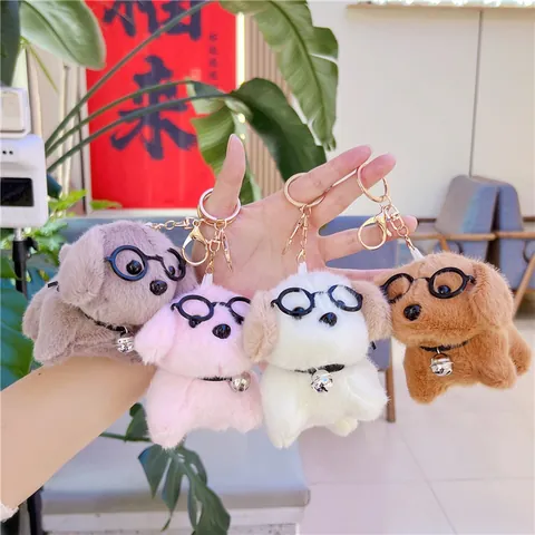 Simpatico Portachiavi a Forma di Cane in Peluche Con Occhiali e Campanello Per Zaino Ciondolo Morbido Cucciolo Peluche Regalo