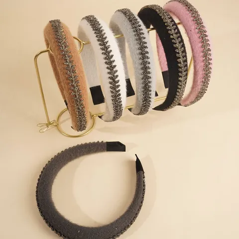 Fashion Padded Plush Rhinestone Headband High Crown Fuzzy Hairband Shiny Crystal Leaf Decor For Women Hair Accessories