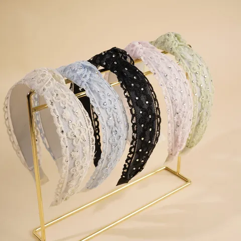 Serre-tête Bohémien Femme en Dentelle Brodée Florale Strass Antidérapant Nœud Torsadé Bandeau Large Accessoires de Coiffure