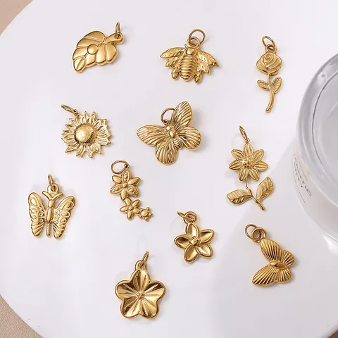 Vintage Gold Stainless Steel Butterfly Flower Leaf Bee Pendant Charms For DIY Necklace Making Women Jewelry Pendant Only
