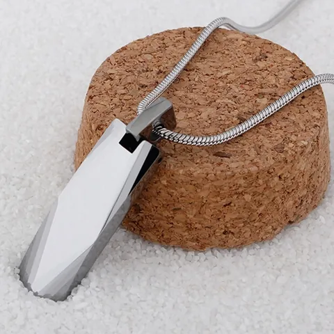 Minimalistischer Wolframstahl Geometrisches Prisma Anhänger Moderner Facettenschliff Schmuck Nur Anhänger Ohne Kette Herren