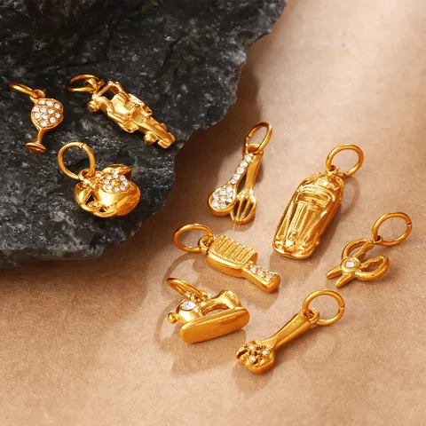 Ciondoli in Acciaio Inox Oggetti Vintage Veicoli Con Strass per Creazione Gioielli DIY Pendenti Accessori Oro Argento