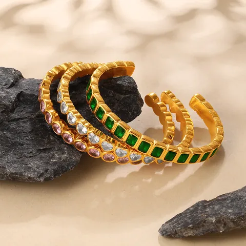 Bracelet Manchette Personnalisé en Acier Inoxydable pour Femme Plaqué Or 18K avec Zircone Incrustée Forme de Cœur Rond Rectangle Bijoux de Mode