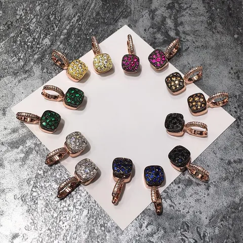 Pendientes de Botón de Cobre con Zirconia Cuadrados de Lujo Diseño de Panal Chapados en Oro y Plata para Mujer