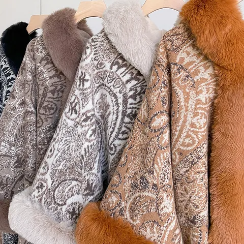 Women Vintage Paisley Jacquard Shawl Poncho With Faux Fur Collar Warm Winter Fringed Cape Wrap For Women Cozy Overcoat